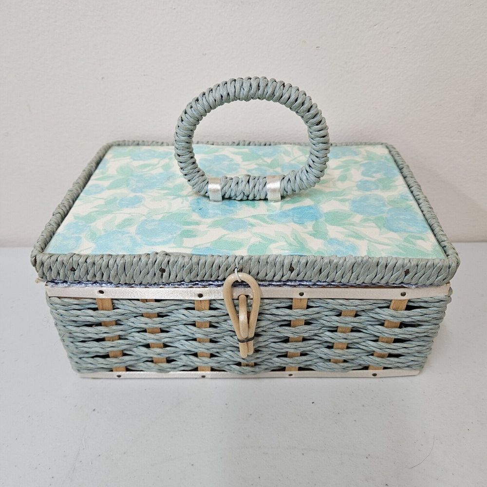 Vintage DRITZ Woven Wicker‎ Sewing Basket - Made In Japan